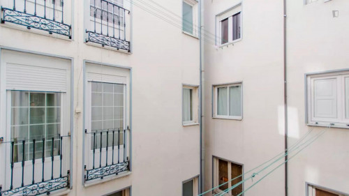 Well-decorated 1-bedroom apartment in a historic block of Trafalgar - Gallery - 14