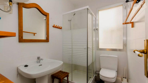 Well-decorated 1-bedroom apartment in a historic block of Trafalgar - Gallery - 48