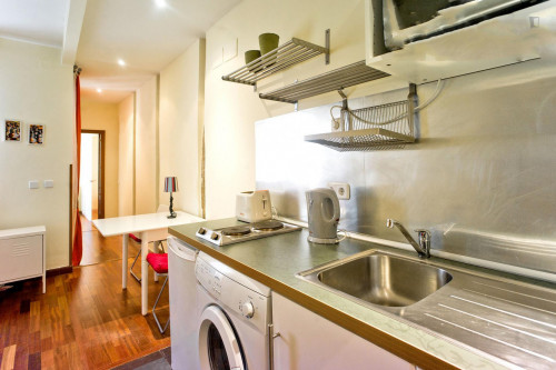 Beautiful 1-bedroom apartment in central Malasaña - Gallery - 34