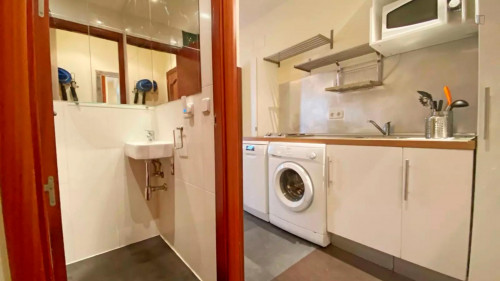Beautiful 1-bedroom apartment in central Malasaña - Gallery - 10
