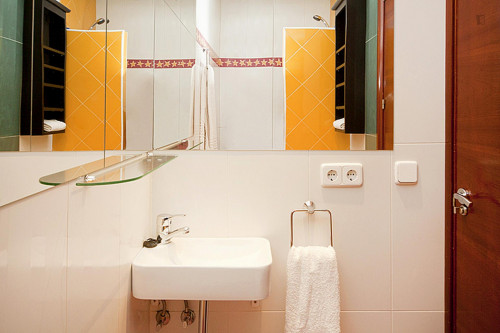 Beautiful 1-bedroom apartment in central Malasaña - Gallery - 39
