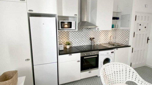 Modern 2-bedroom flat - Gallery - 10