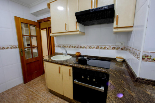 Tasteful double ensuite bedroom in Ciutat Jardí - Gallery - 44