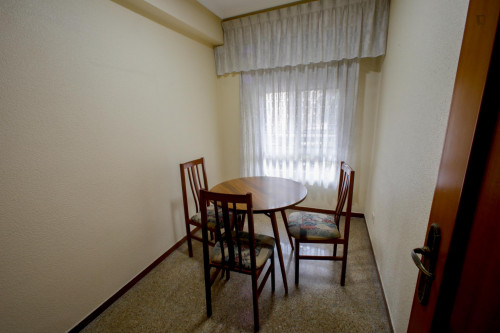 Tasteful double ensuite bedroom in Ciutat Jardí - Gallery - 38