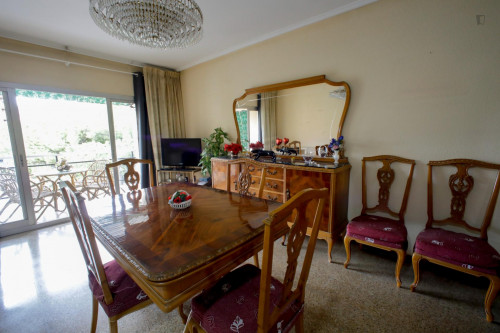 Tasteful double ensuite bedroom in Ciutat Jardí - Gallery - 28