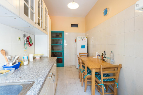 Comfy double bedroom near Colli Albani metro station - Gallery - 17