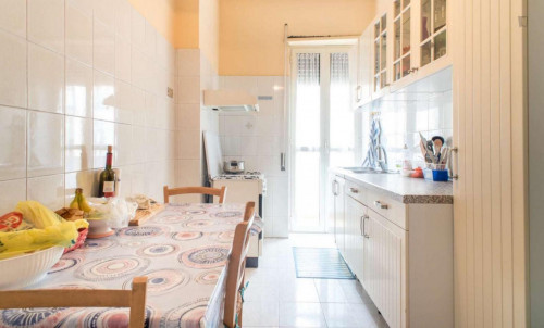 Comfy double bedroom near Colli Albani metro station - Gallery - 19
