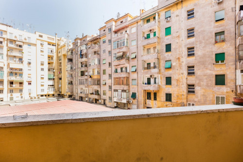 Comfy double bedroom near Colli Albani metro station - Gallery - 16