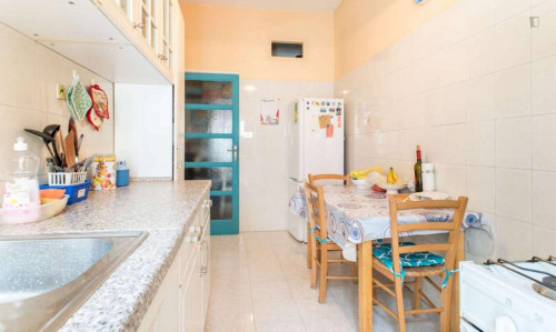 Comfy double bedroom near Colli Albani metro station - Gallery - 20