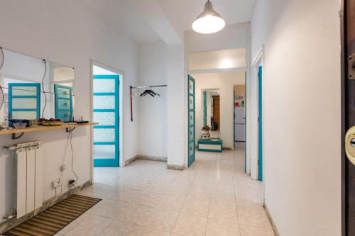 Comfy double bedroom near Colli Albani metro station - Gallery - 6