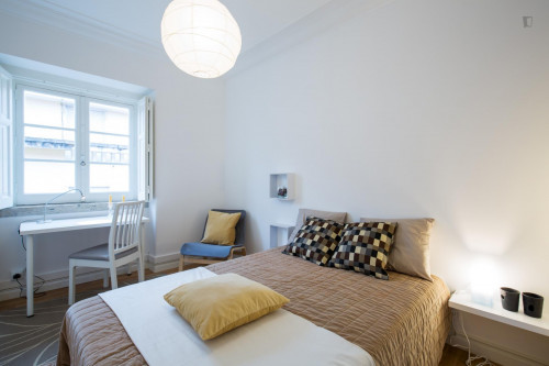  Welcoming Double Bedroom In Oeiras  -  Welcoming double bedroom in Oeiras  - Gallery -  1