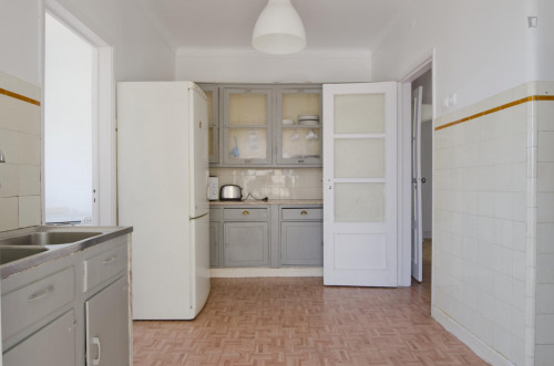 Very nice twin bedroom in Alvalade - Gallery - 16