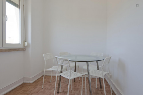 Very nice twin bedroom in Alvalade - Gallery - 11