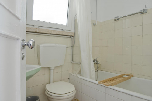 Very nice twin bedroom in Alvalade - Gallery - 8