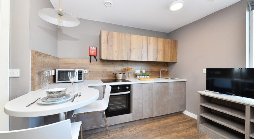  Premium Studio  -  800 Bristol Road  - Gallery -  3