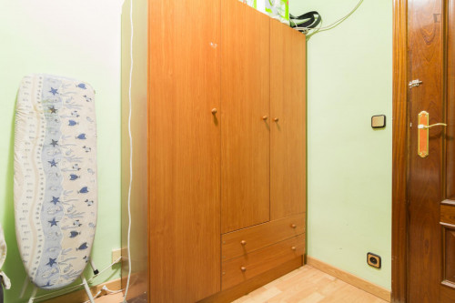 Bright double bedroom close to Universidad Carlos III de Madrid
