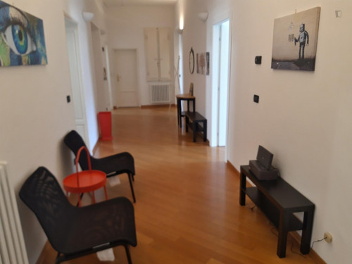 Nice single bedroom close to city centre - Gallery - 8