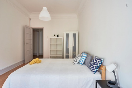 Homely double bedroom in Marquês de Pombal - Gallery - 30