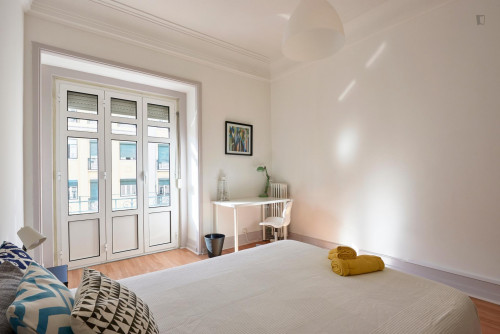 Homely double bedroom in Marquês de Pombal - Gallery - 31