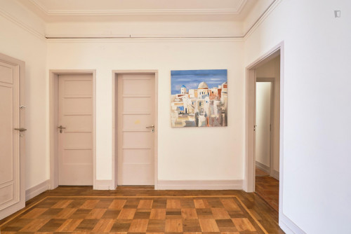 Homely double bedroom in Marquês de Pombal - Gallery - 25