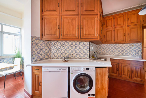 Homely double bedroom in Marquês de Pombal - Gallery - 42
