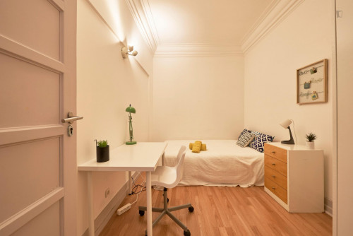 Beautiful Single Bedroom In Marquês De Pombal - 2