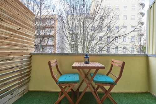 Amazing double bedroom with private balcony located in Marquês de Pombal - Gallery - 32