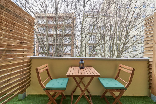 Comfortable double bedroom with private balcony located in Marquês de Pombal - Gallery - 32