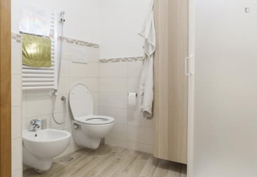 Comfy single bedroom close to Castro Pretorio metro station - Gallery - 11