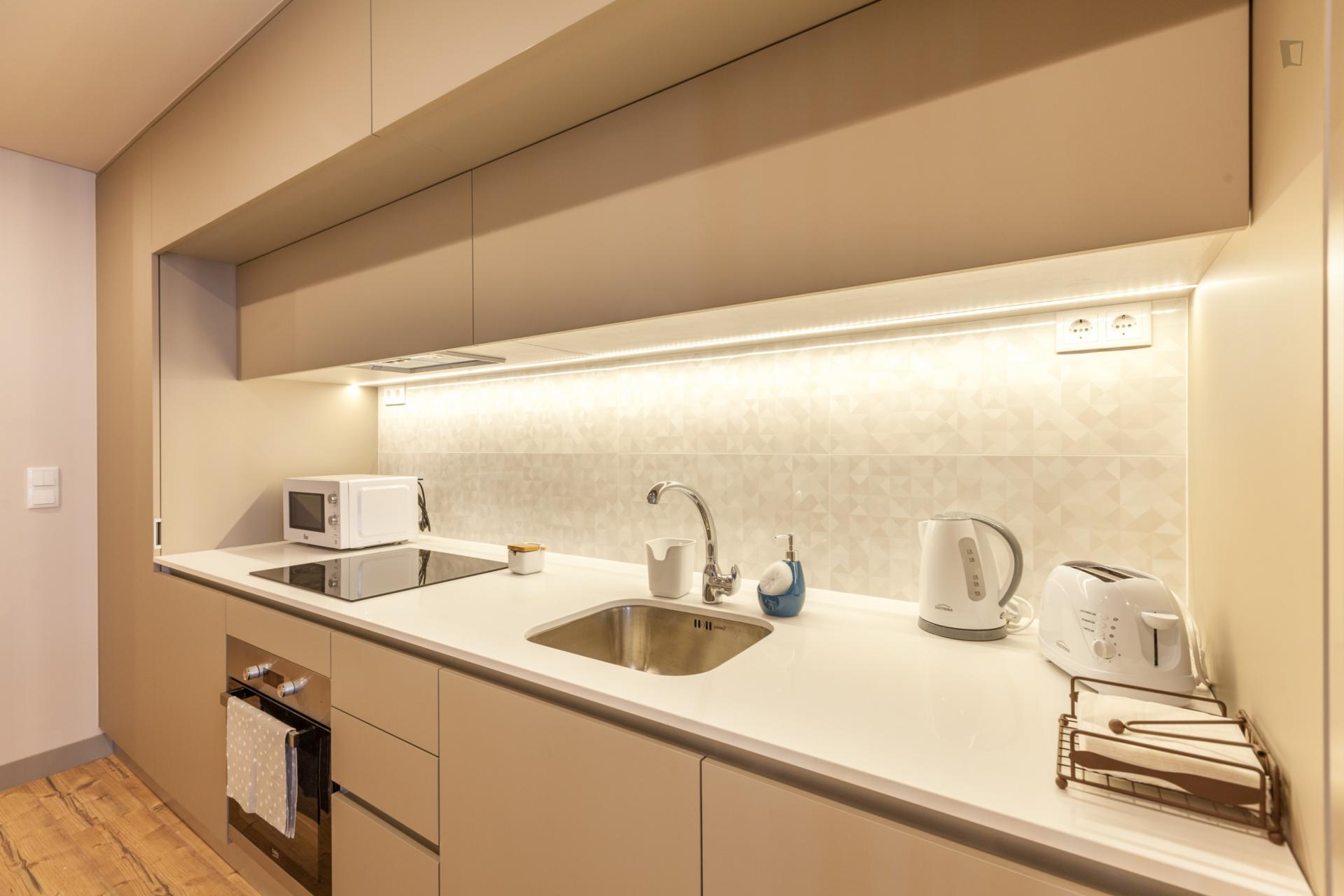 1-Bedroom apartment near Capela das Almas de Santa Catarina