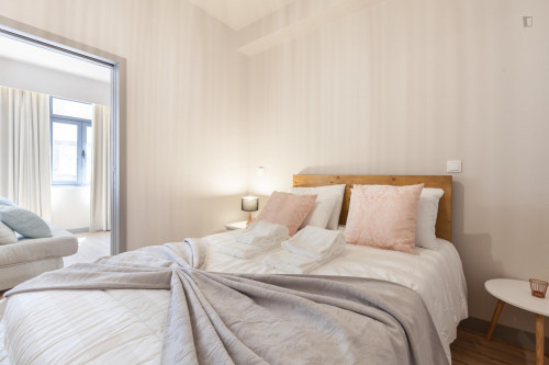 1-Bedroom apartment near Capela das Almas de Santa Catarina  - Gallery -  2