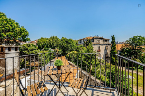 Porto Downtown Studio w/ Balcony - Gallery - 6