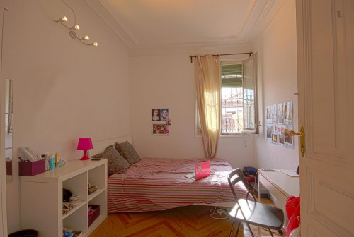 Cool double bedroom close to Callao metro station  - Gallery -  1