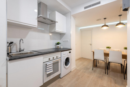 Charming double bedroom in Delicias - Gallery - 12