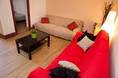 Excellent double bedroom in El Fort Pienc - Gallery - 12