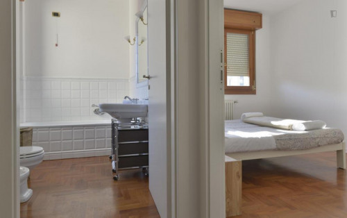 2-Bedroom apartment near Porta San Felice - Gallery - 11