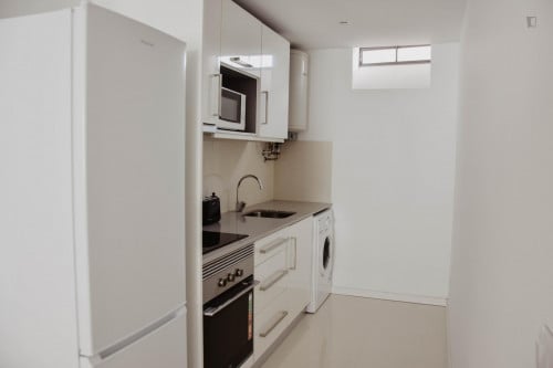 Fabulous 1-bedroom apartment nearby Coimbra train station - Gallery - 7
