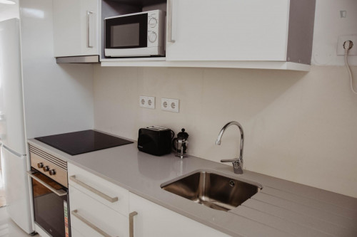 Fabulous 1-bedroom apartment nearby Coimbra train station - Gallery - 6