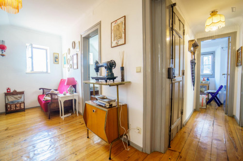 Homely double bedroom in lively Bairro Alto - Gallery - 4