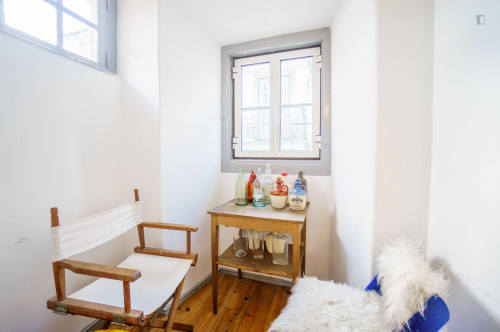 Homely double bedroom in lively Bairro Alto - Gallery - 12