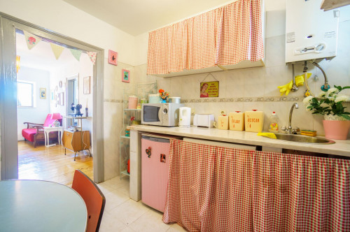 Homely double bedroom in lively Bairro Alto - Gallery - 9