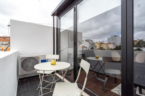 Lovely 2-bedroom apartment in Campo de Ourique  - Gallery -  4