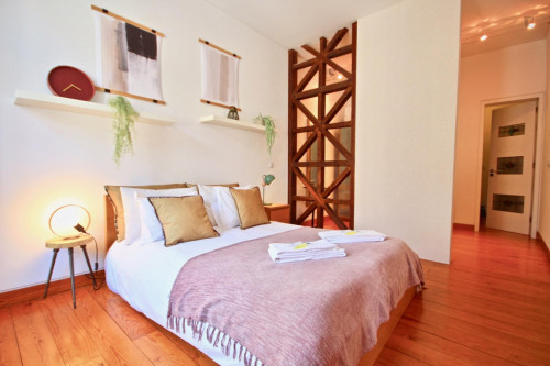 Elegant 2-Bedroom Apartment In Lively Rossio - 1