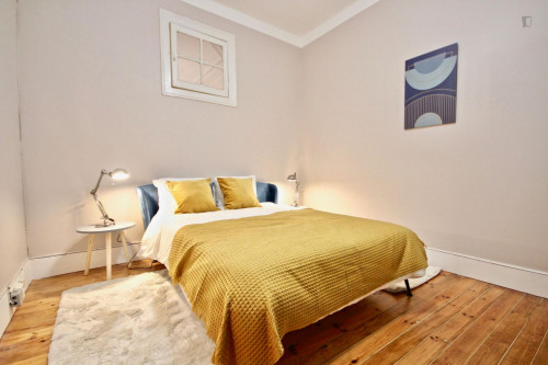 Very cool 4-bedroom flat in Anjos - Gallery - 5
