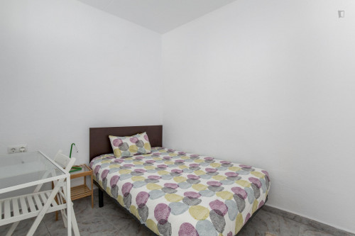 Charismatic double bedroom in hip El Raval
