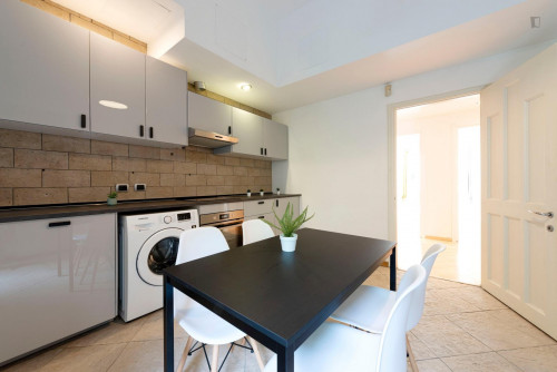 Private single bedroom nearby Milano Centrale Railway Station - Gallery - 6