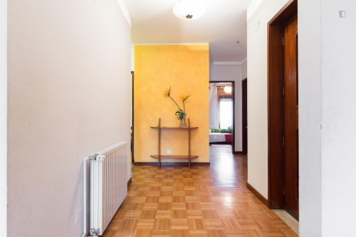 Cosy single bedroom near Combatentes metro station - Gallery - 7
