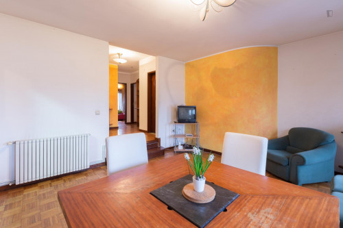 Cosy single bedroom near Combatentes metro station - Gallery - 26