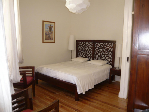Neat looking 1-bedroom flat in Graça  - Gallery -  1