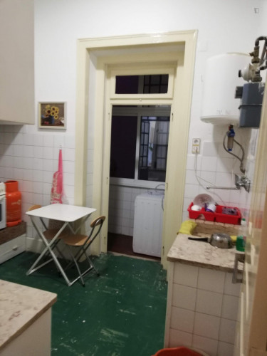 Well- connected double bedroom in Alameda - Gallery - 7